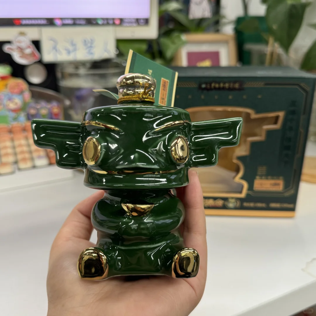 不是吧？你跟我说这是白酒？！