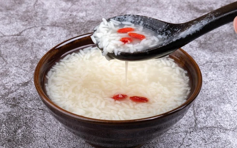 米香浓郁，清冽回甘 ——古蔺小米酒