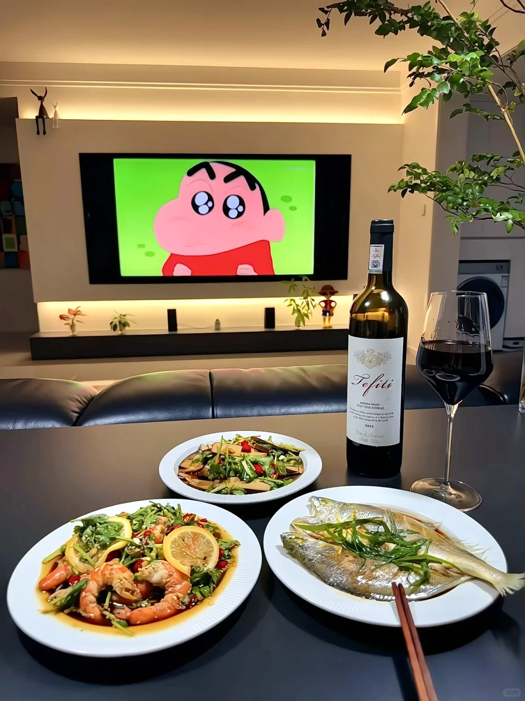 一个人，一杯红酒，一整个快乐星球