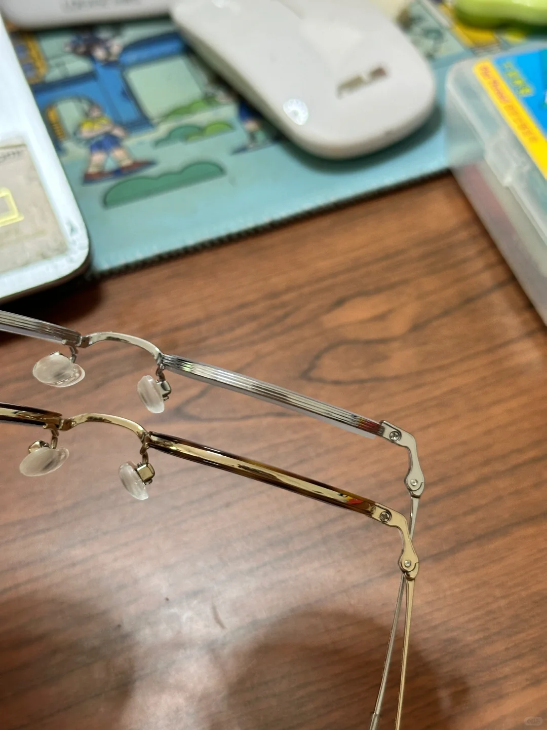 高度近视如何判断自己适不适合小框眼镜？