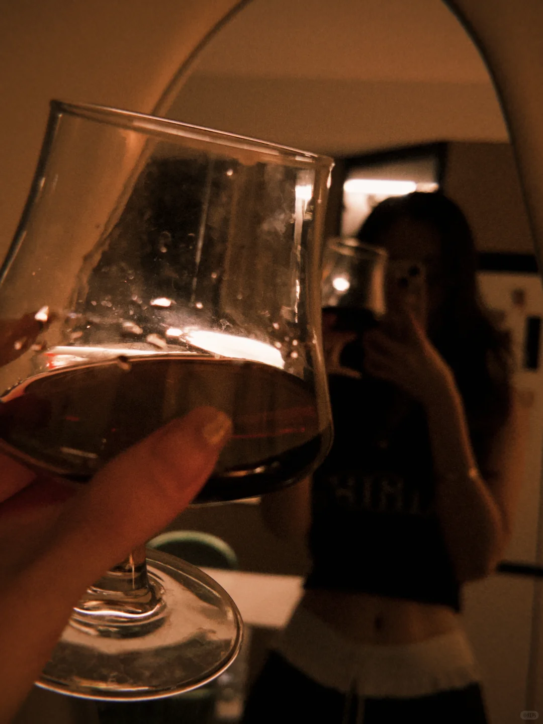 周末、暴雨 、深夜，此刻宜浅醉?