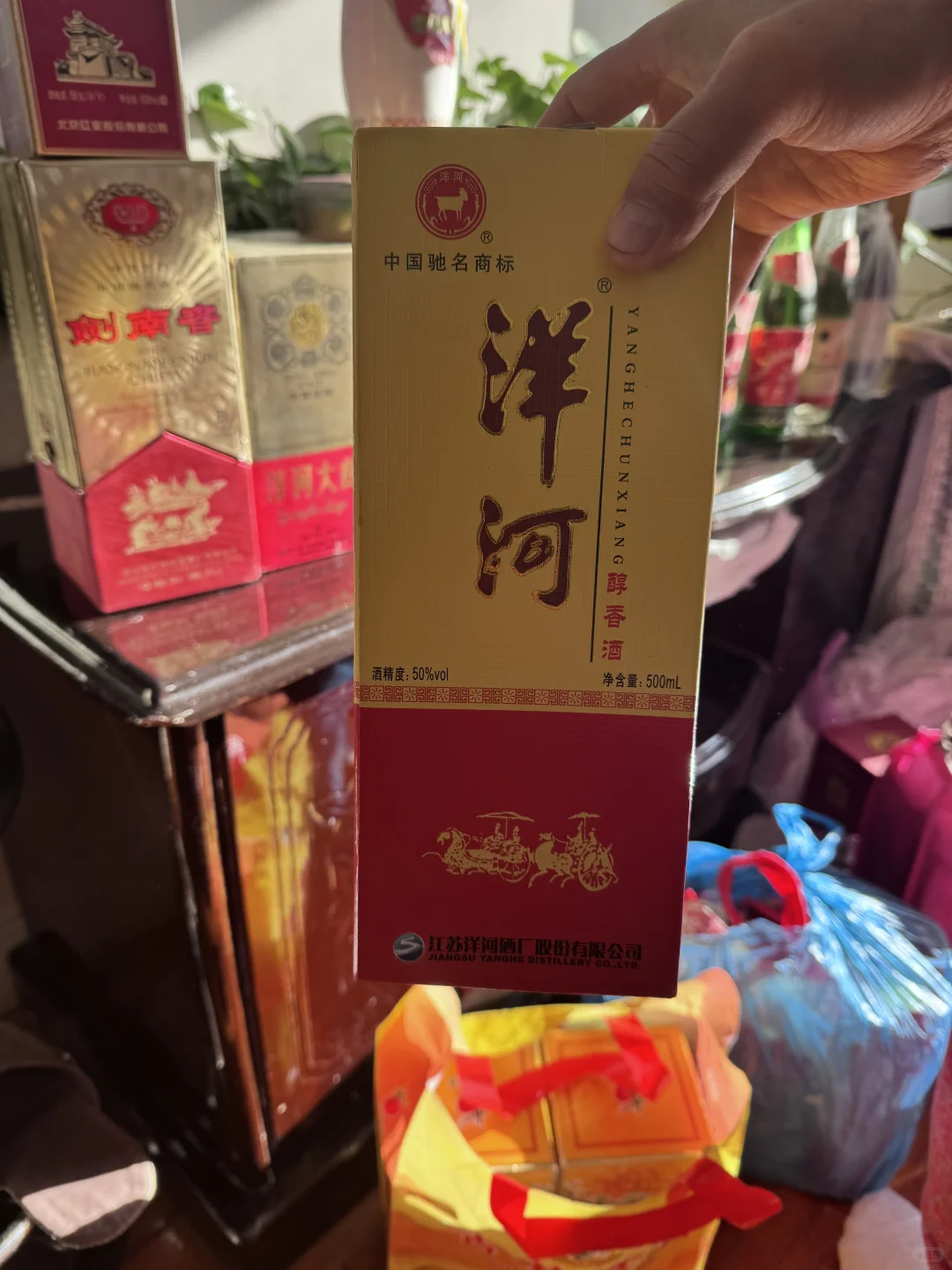 长辈家收藏了老酒???