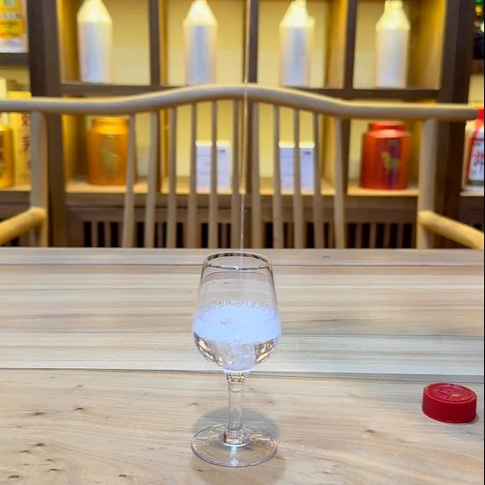 酱迷分享，共饮一坛小雪，大曲坤沙靠谱吗？