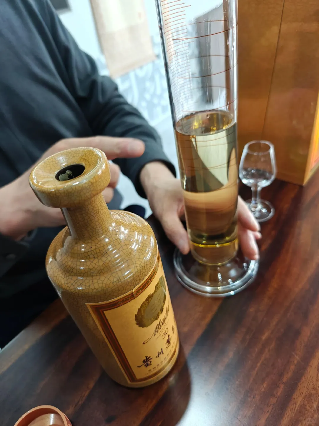 02年木塞茅台30年开瓶品鉴