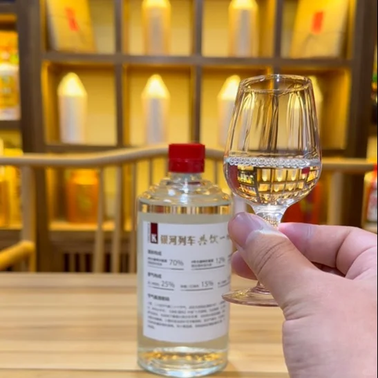 酱迷分享，共饮一坛小雪，大曲坤沙靠谱吗？