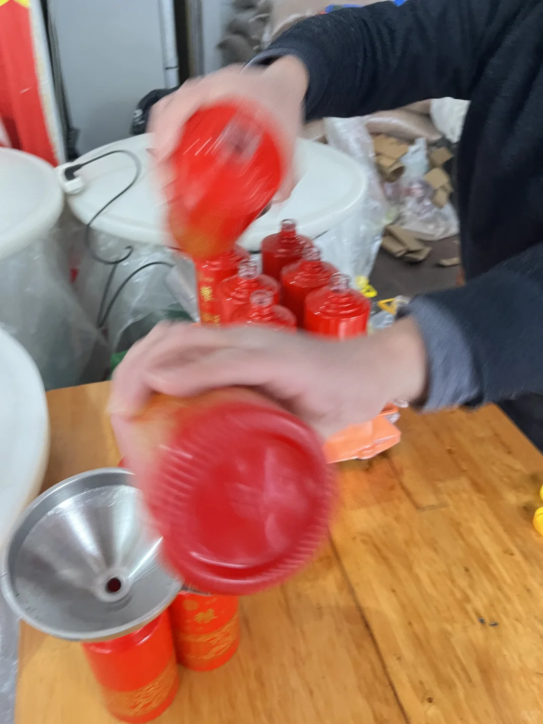 纯粮食高粱酒，入口醇厚，回味悠长！