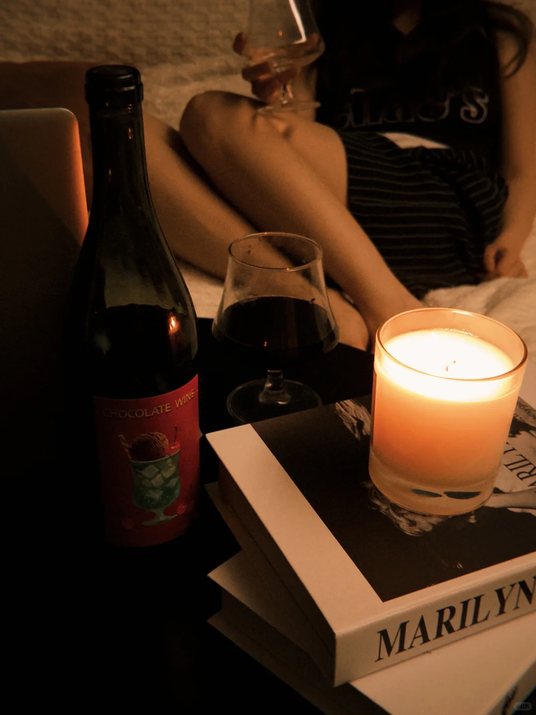 周末、暴雨 、深夜，此刻宜浅醉?