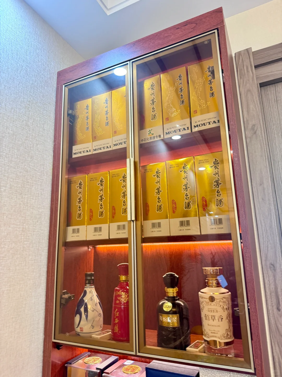 酱香酒，闺蜜家聚餐