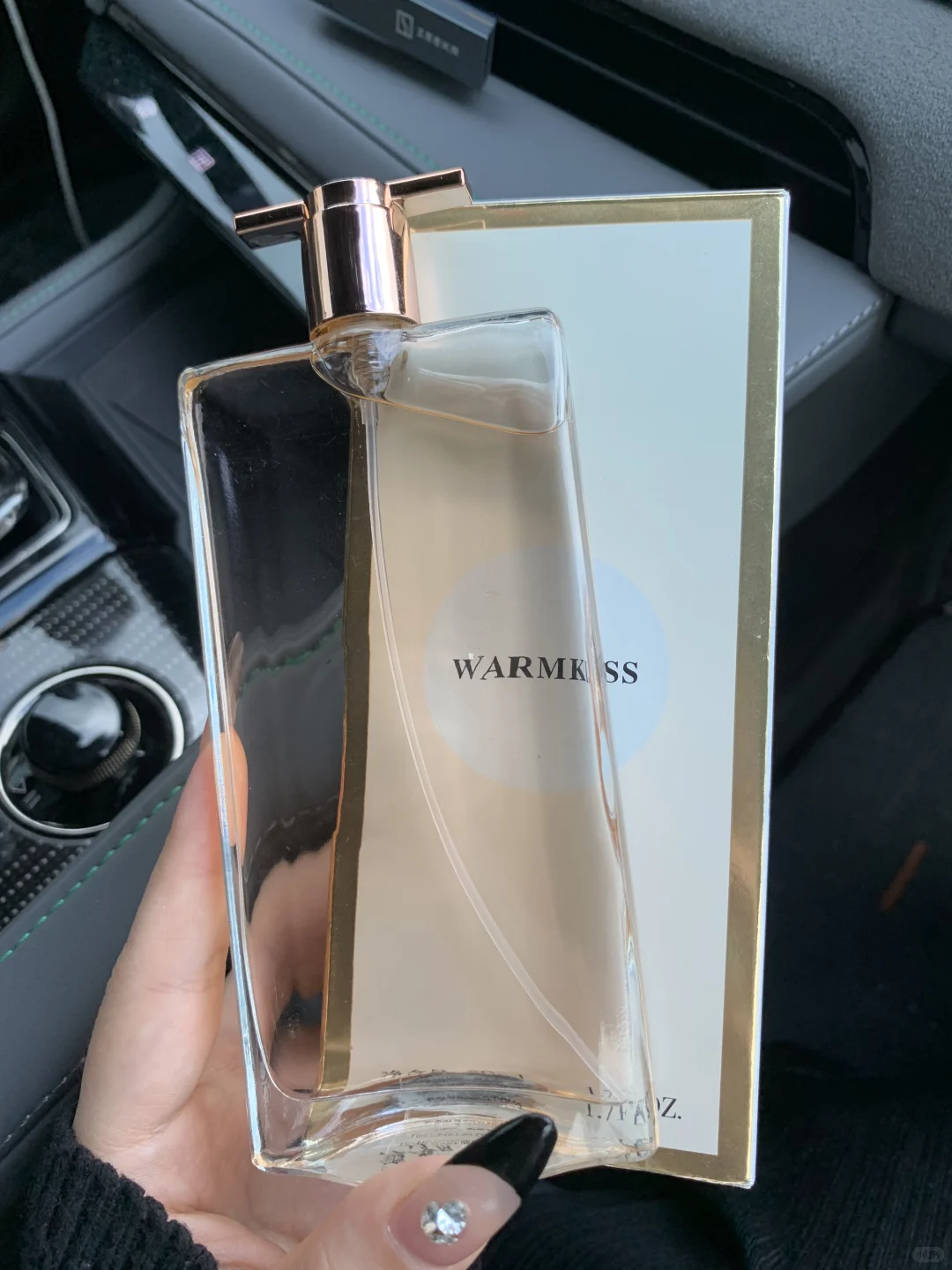 8?谁懂！在地铁被800个美女追着问的香！！！