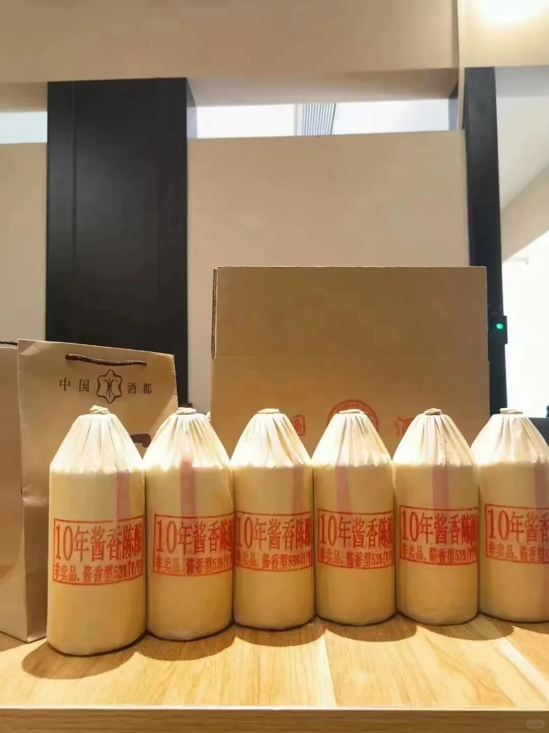 茅台镇本地人为什么都喝年份老酒？