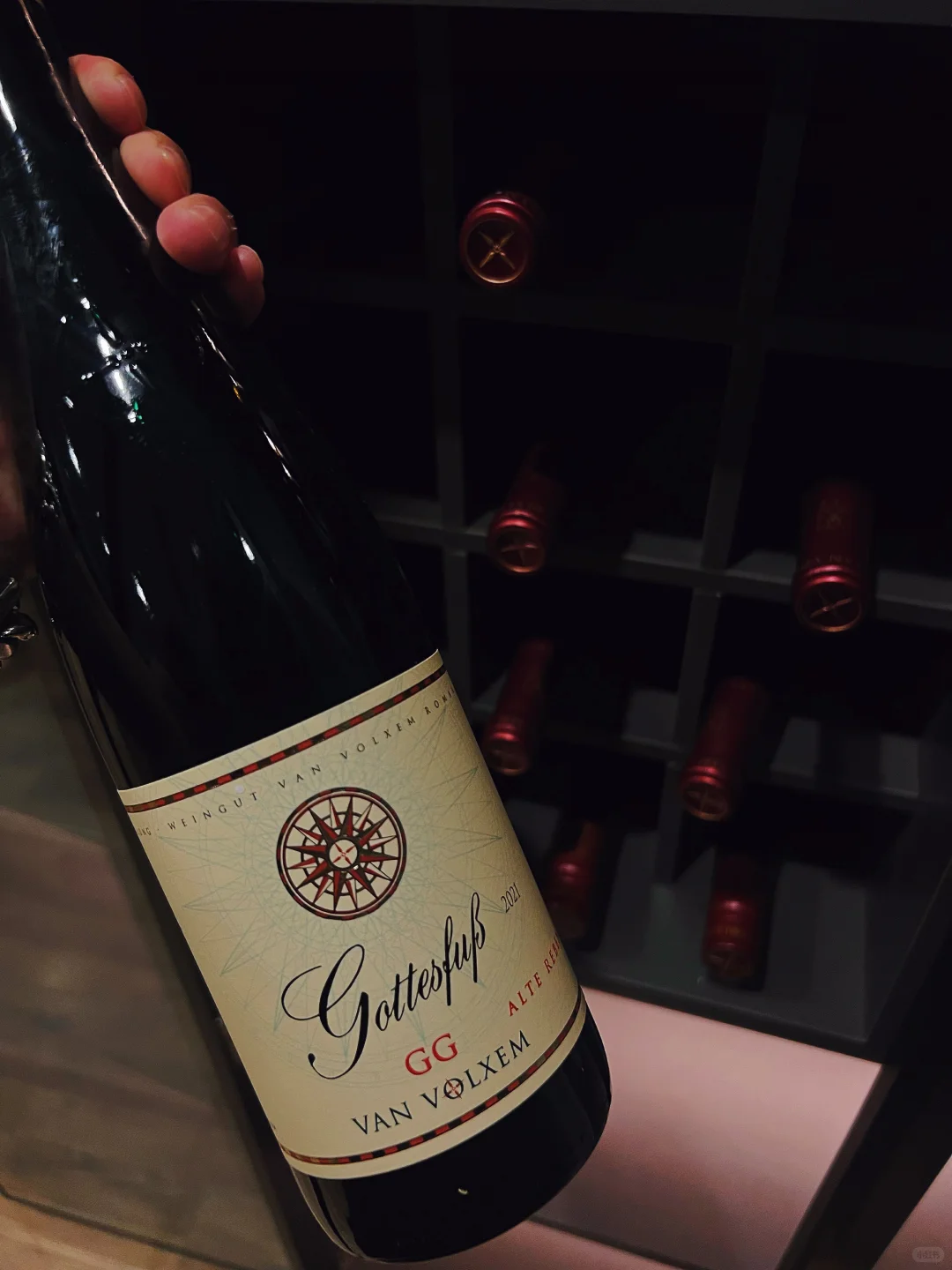 属龙人南京一起喝大龙。