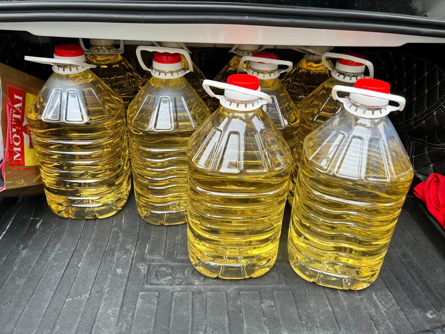 顶级酱香酒,对标30年飞天