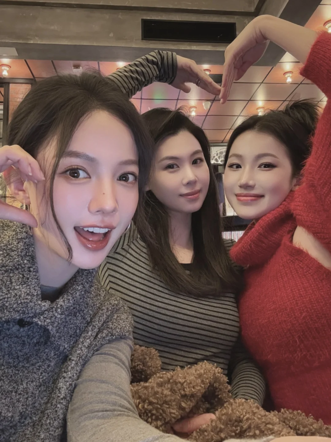 别人有陈年老酒 我有陈年老友?