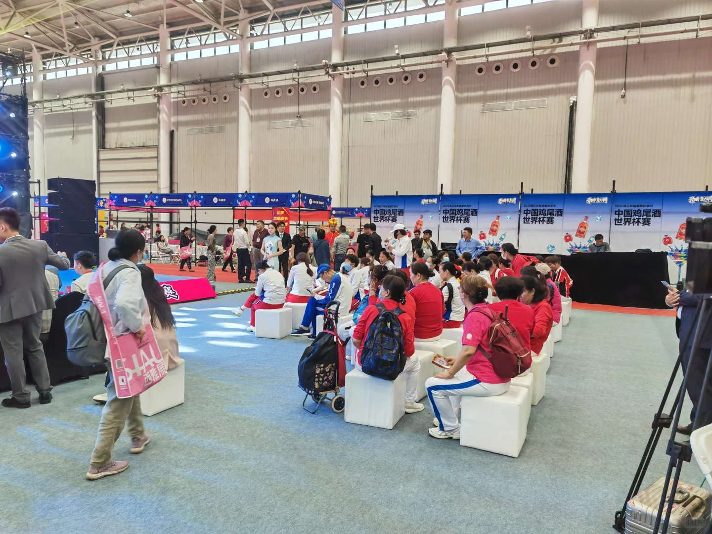 参加武汉中国酒博览会