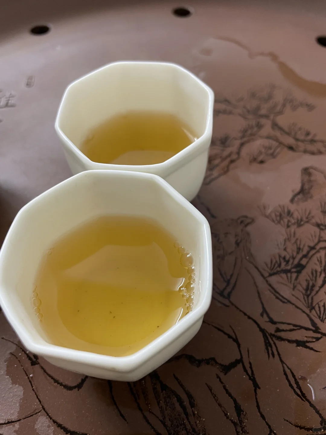 贡香是特色香型，“贡”是“窨”、“冲”之意。