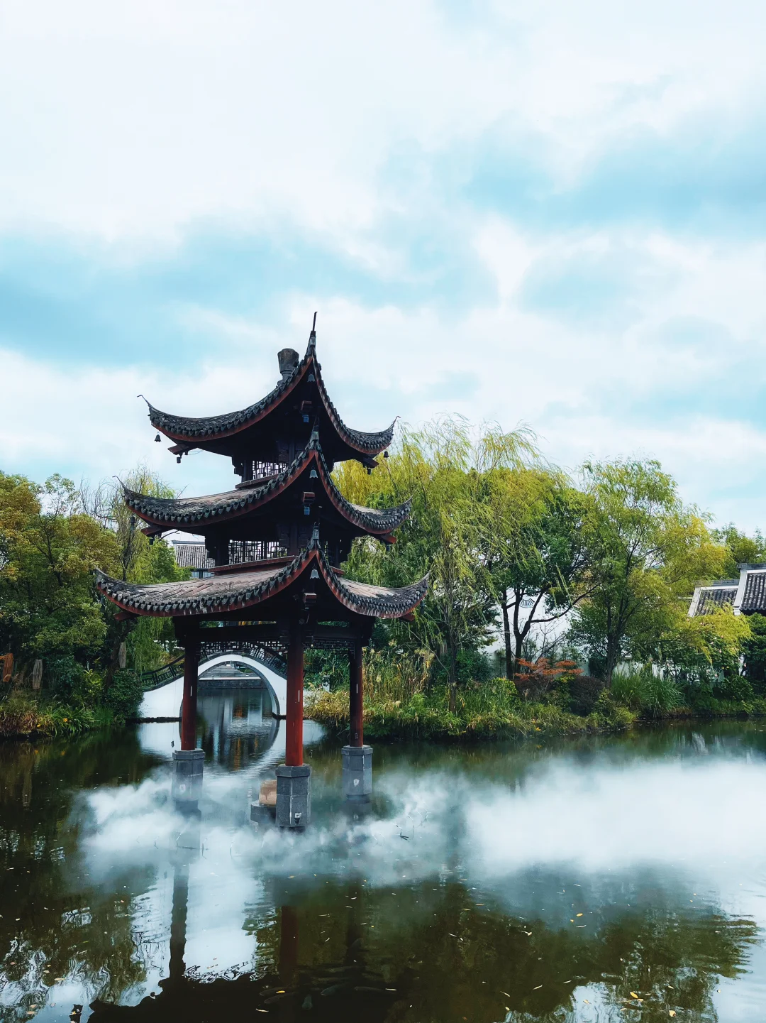 现在商务宴请也。