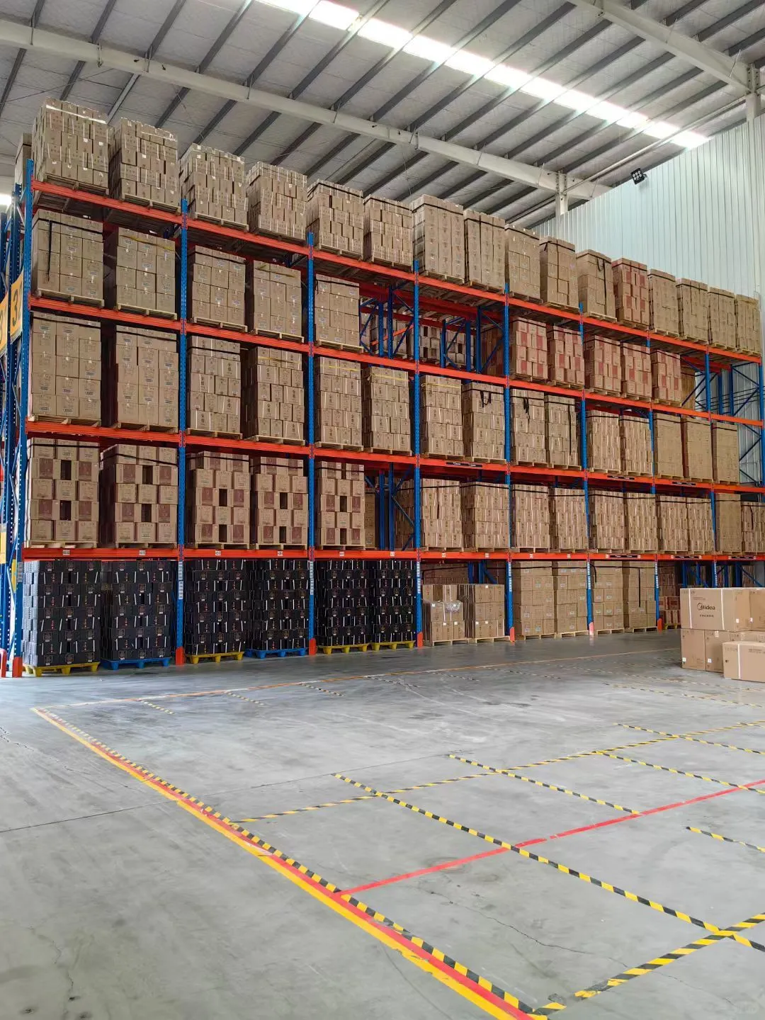 仓库清仓，大量库存酒，给钱就卖