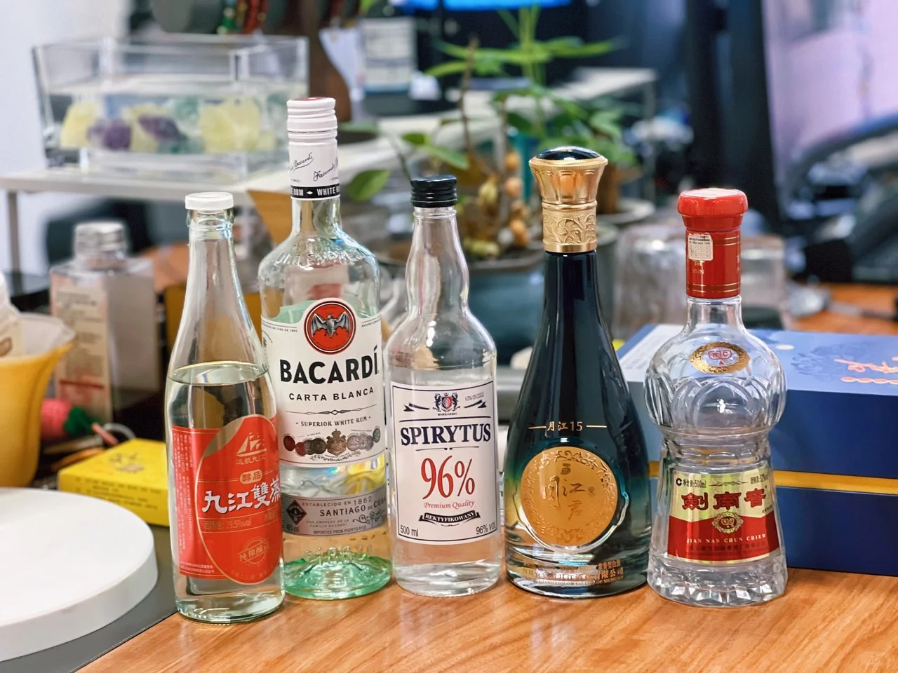 女酒鬼调酒的标配