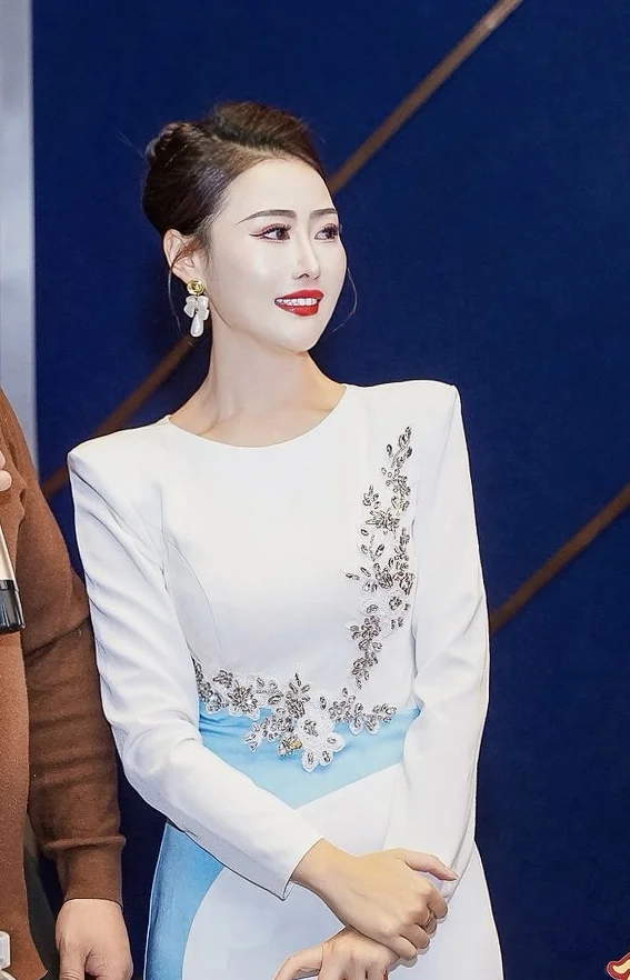 活久见，听说在贵州要求主持人必须会品酒？