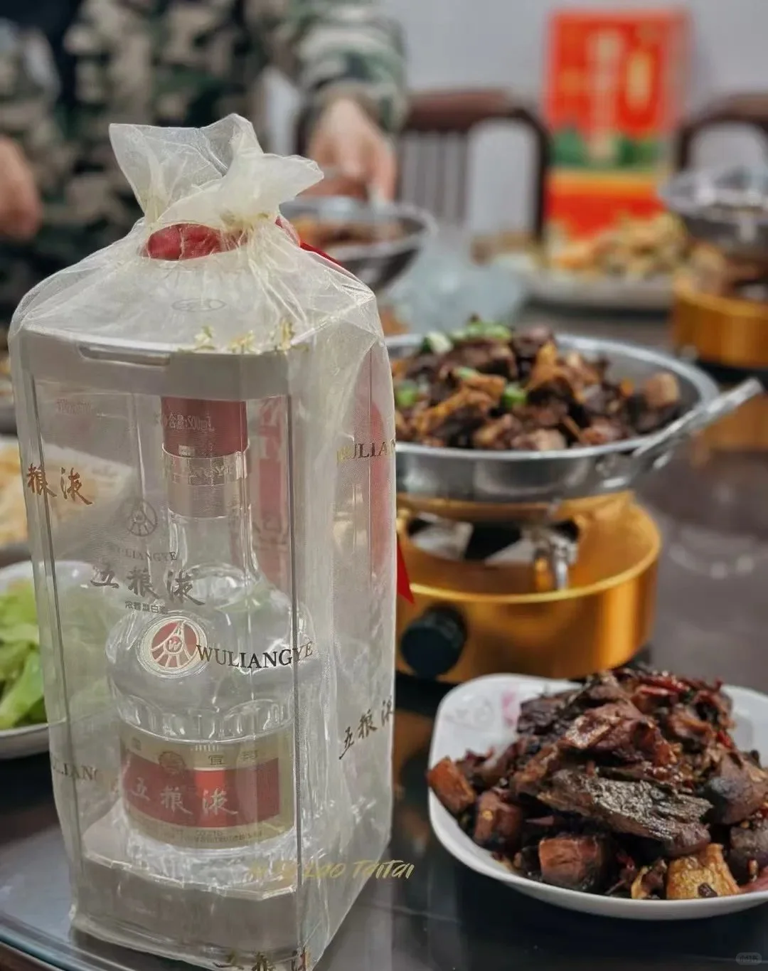 ?揭秘大佬们的酒桌真相！商务茅台才是真