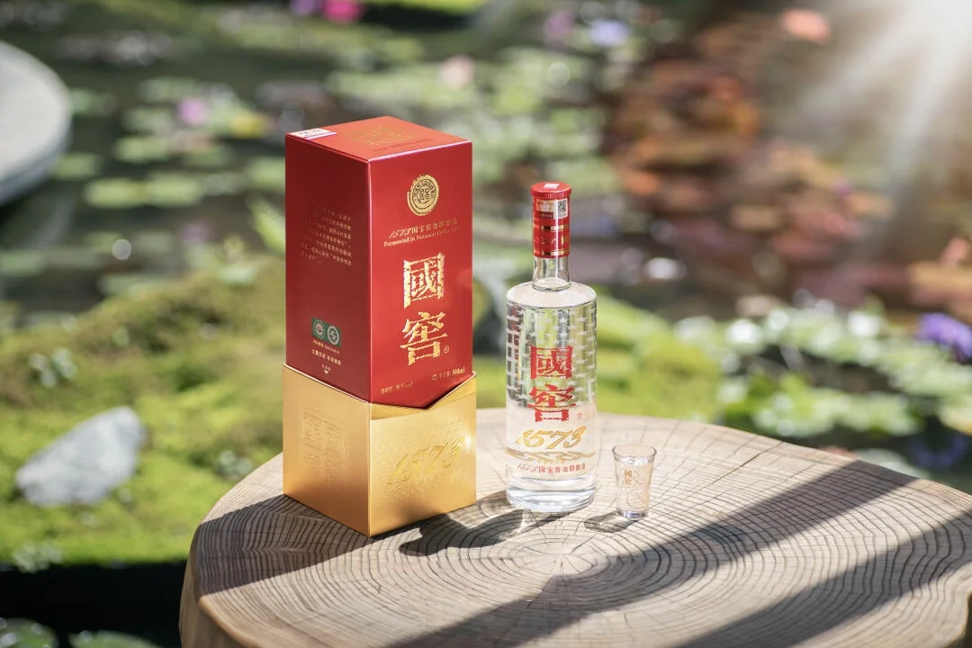 2024浓香白酒top10，“浓香白酒花落谁家”