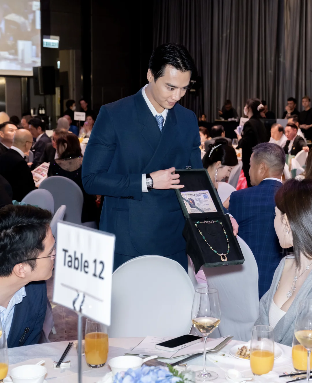 普通女生社交场合不露怯：高级餐厅点酒篇?