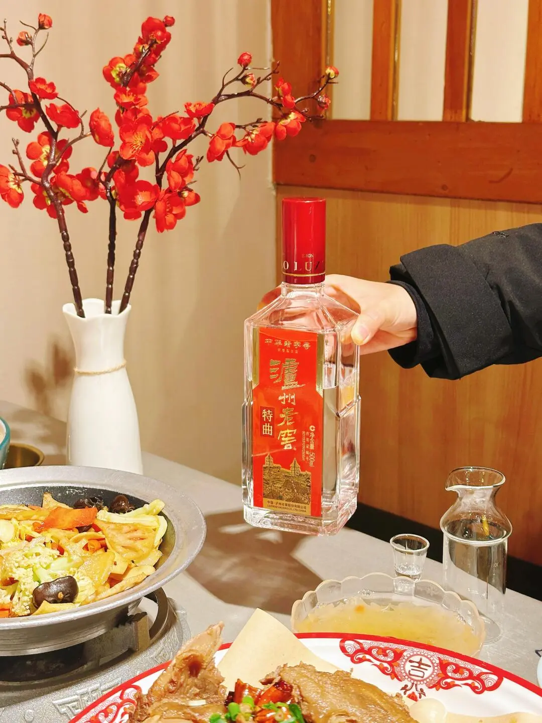 2024浓香白酒top10，“浓香白酒花落谁家”