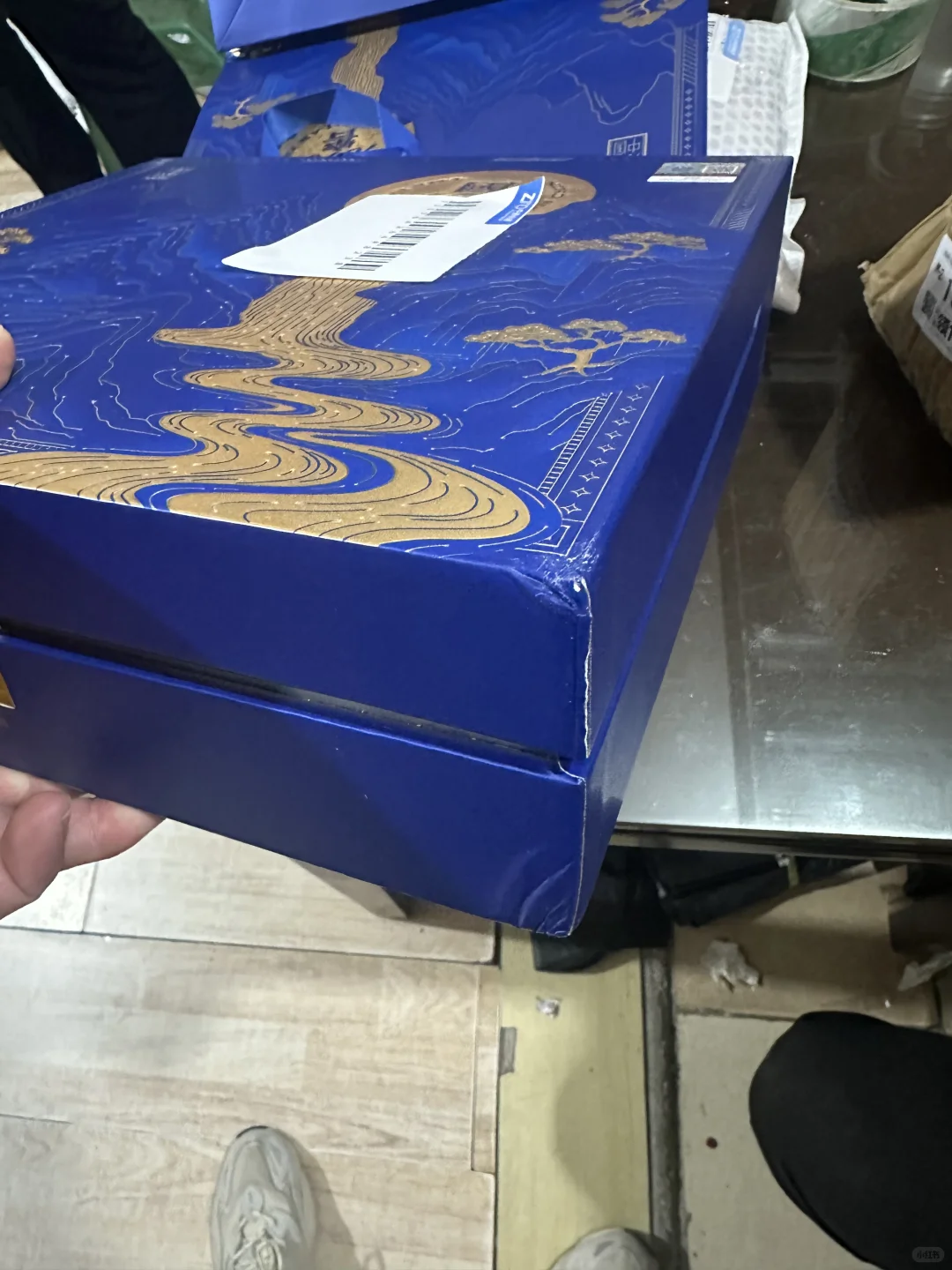 泸州老窖??售后:快递摔的关我酒厂什么事