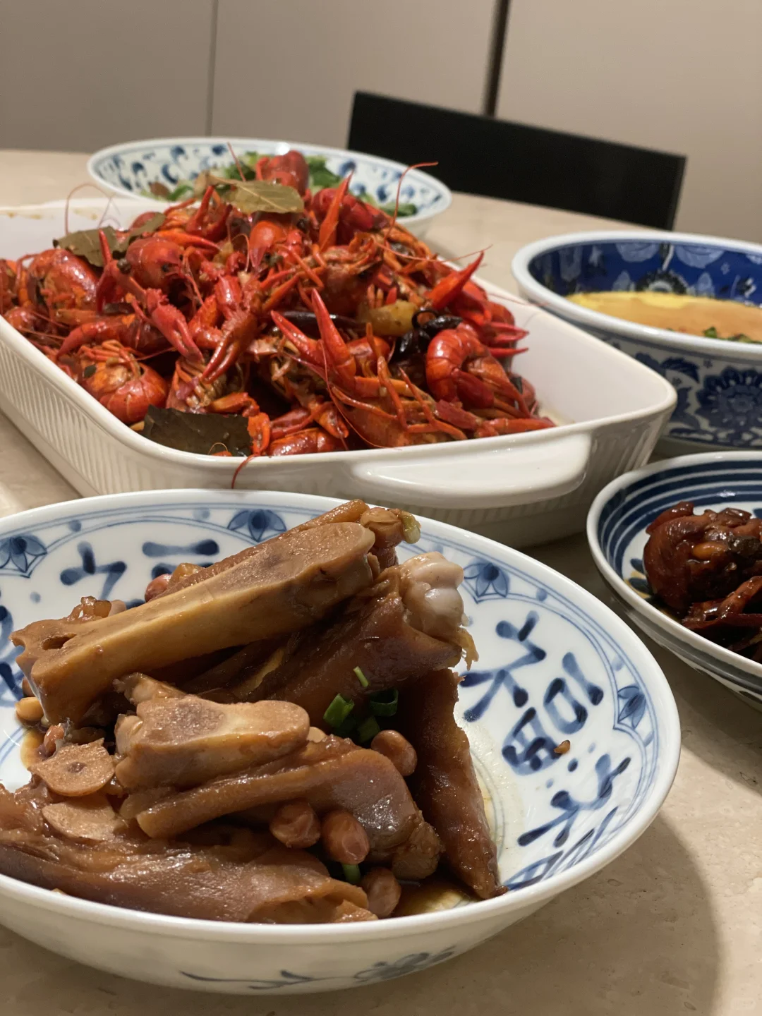 36岁没结婚又如何｜在家偷喝晚安酒