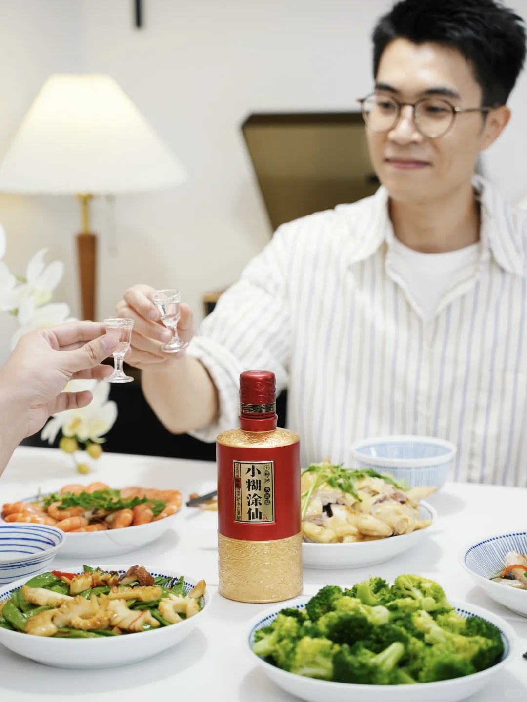 小酌一下，酒香里小糊涂的大智慧。