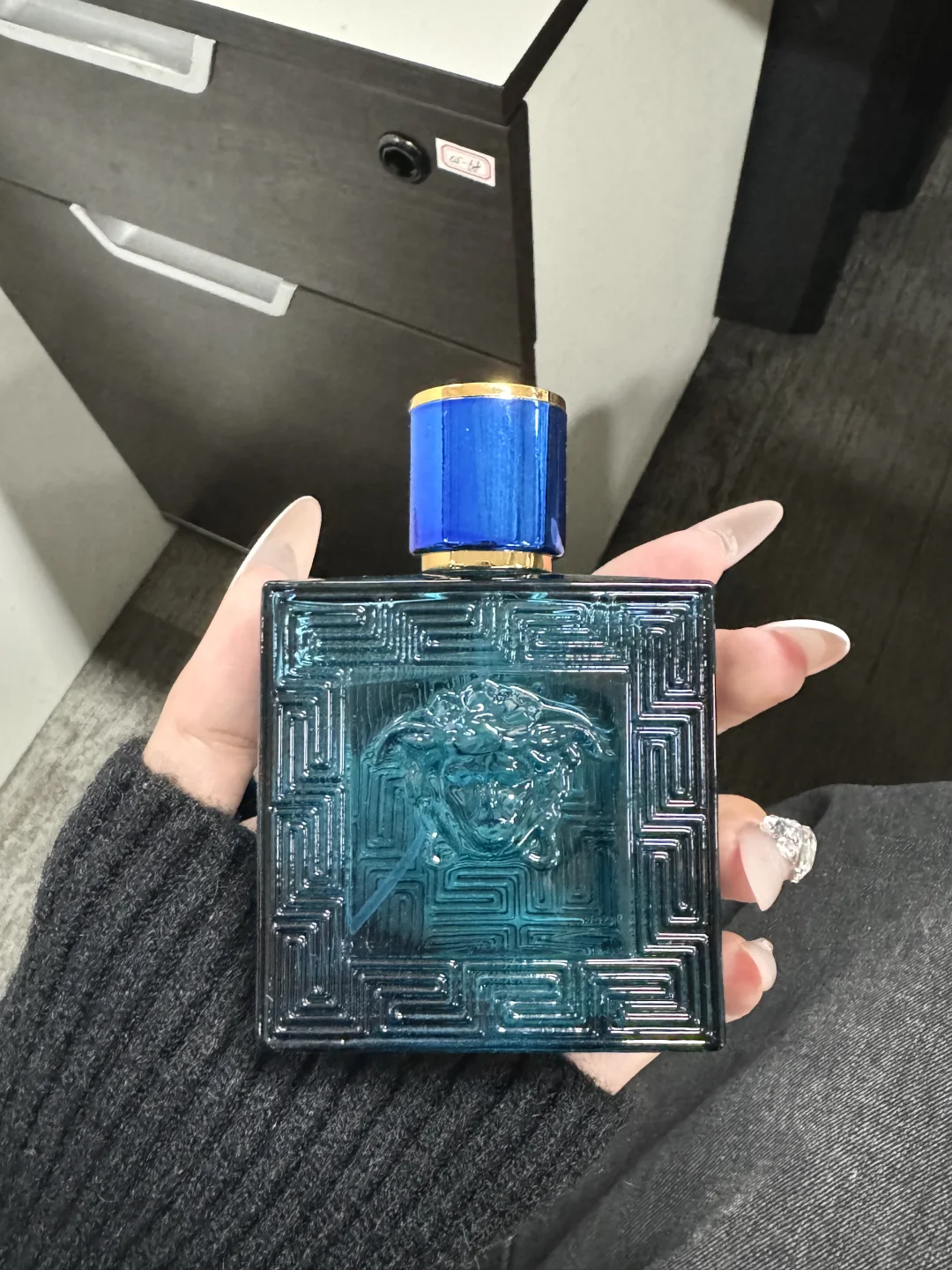 9.9r，上课十分钟就被问了3️⃣次身上的香味！