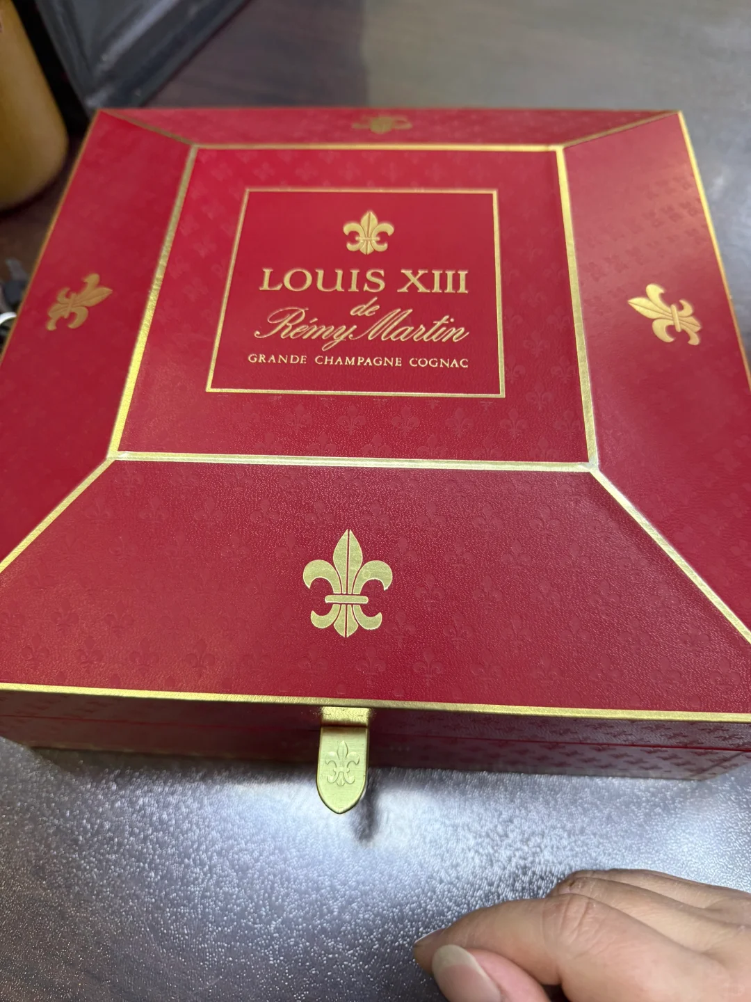 今天说一说洋酒的保存 老洋酒的价值