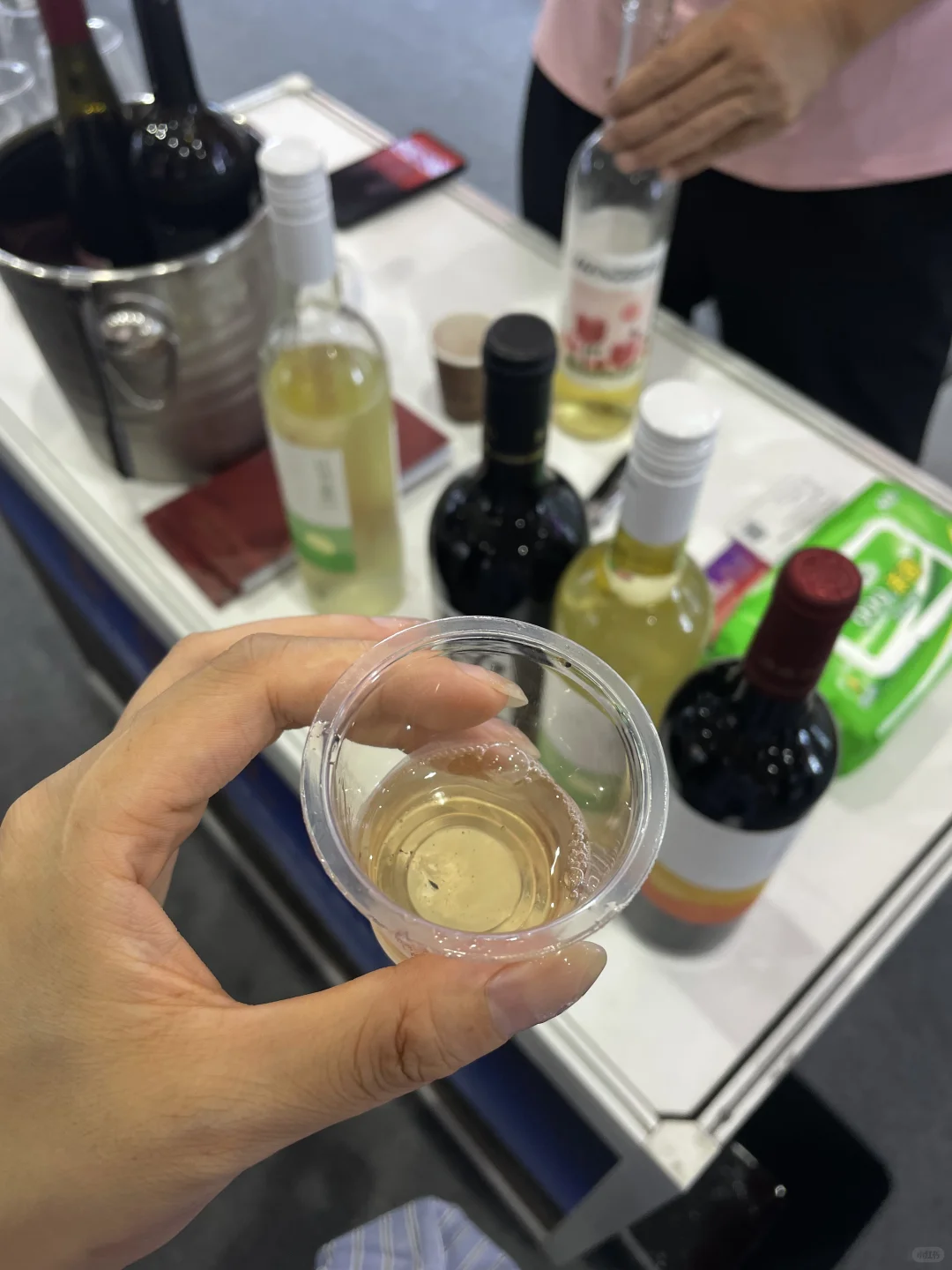 今日展会狂喝酒