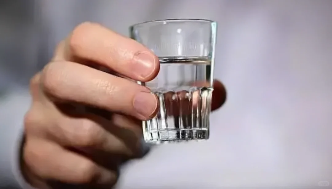 爱喝白酒的你，真的喝多了吗?