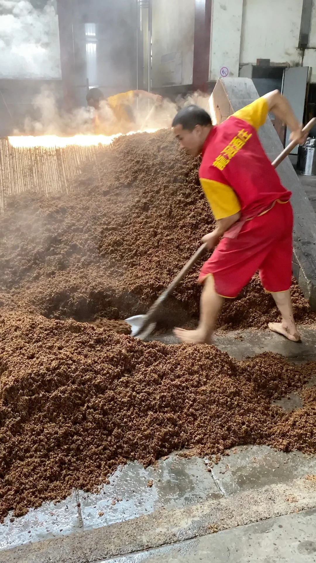 龍洄庄园｜浓香型白酒古法工艺、纯粮固态发酵