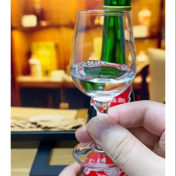 酱迷分享，绿瓶西凤酒，凤香型味道如何？