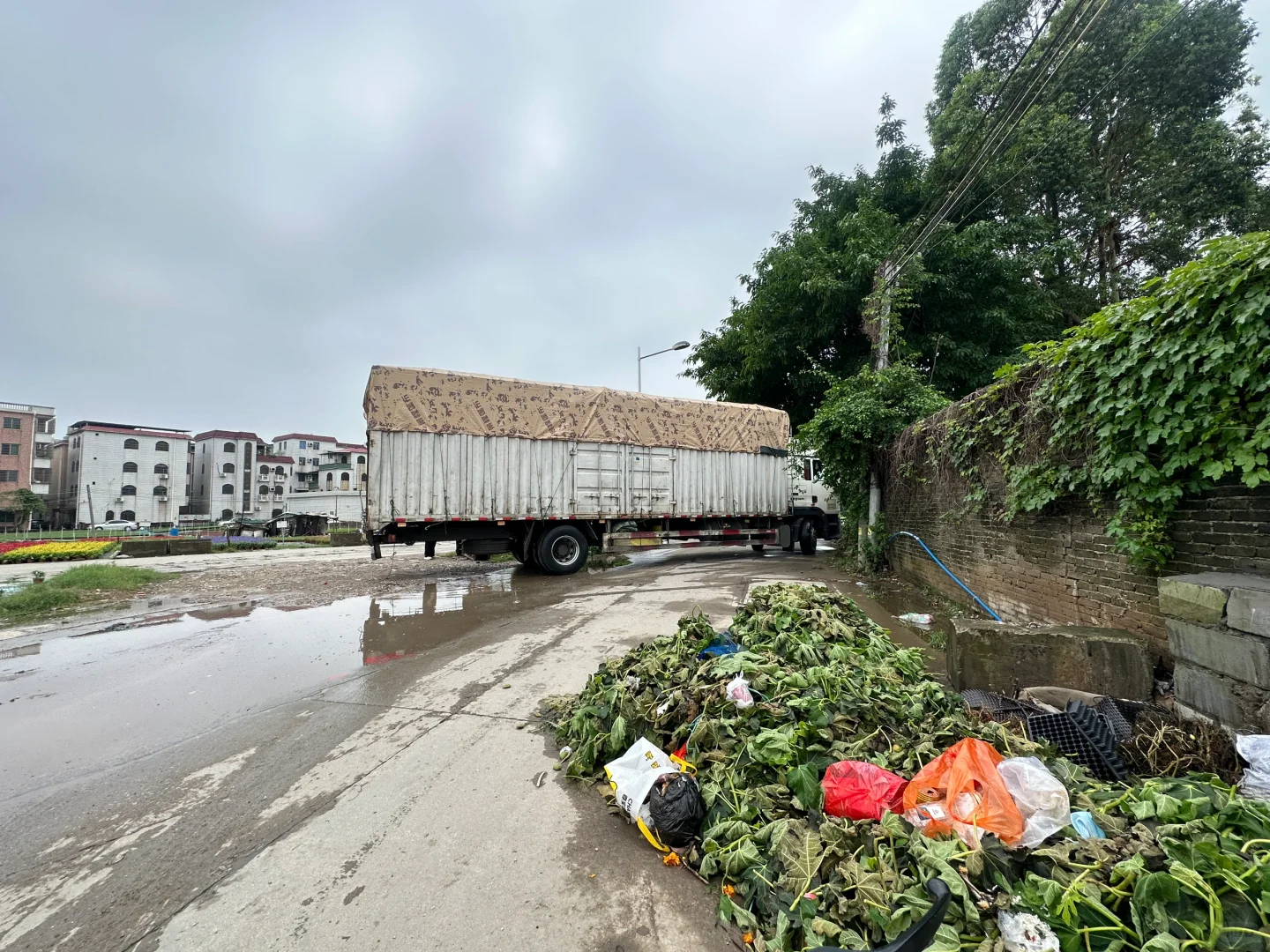 家人们谁懂啊！这货车给我卸麻了