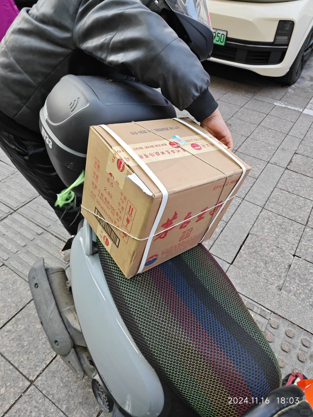 送货日常，酱香型白酒喝的人做来越多了