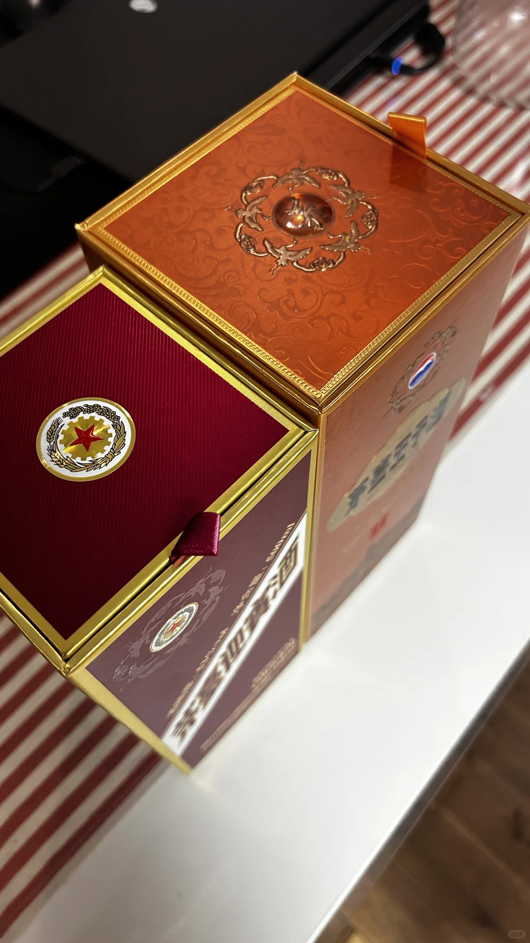 都是150一瓶，XX才喝紫迎宾