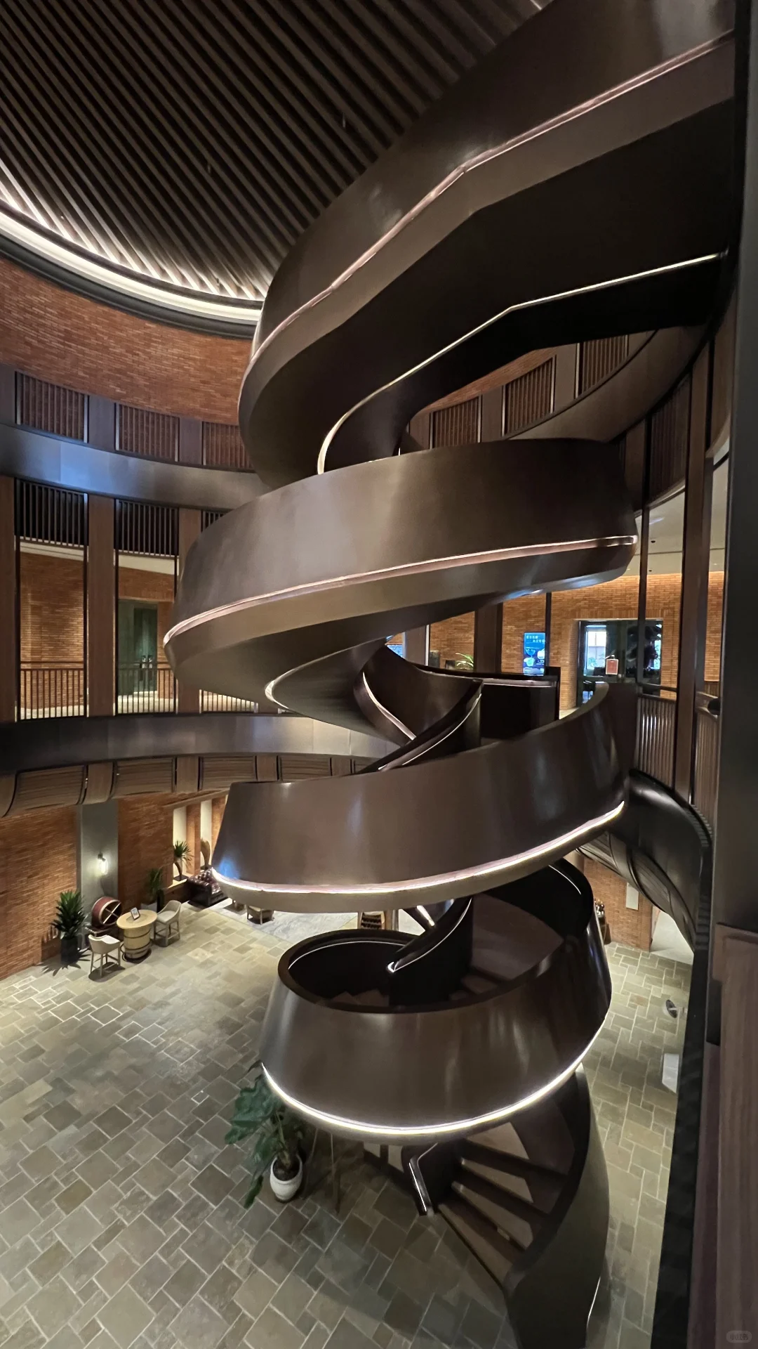 图兰朵葡萄酒小镇