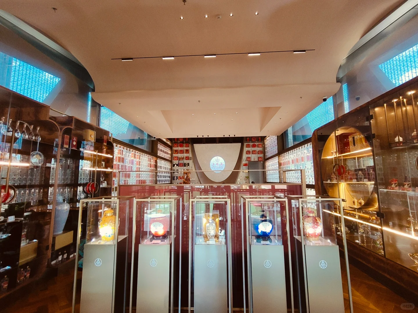 47w一瓶的五粮液了！开眼界了！