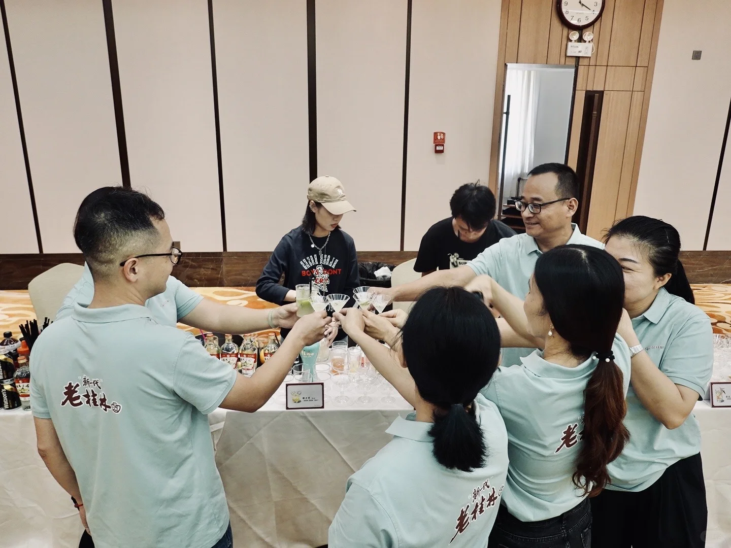 南宁移动调酒吧?get广西白酒新中式调酒