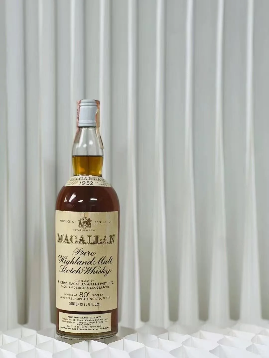 拿10万的酒征服过亿的老板