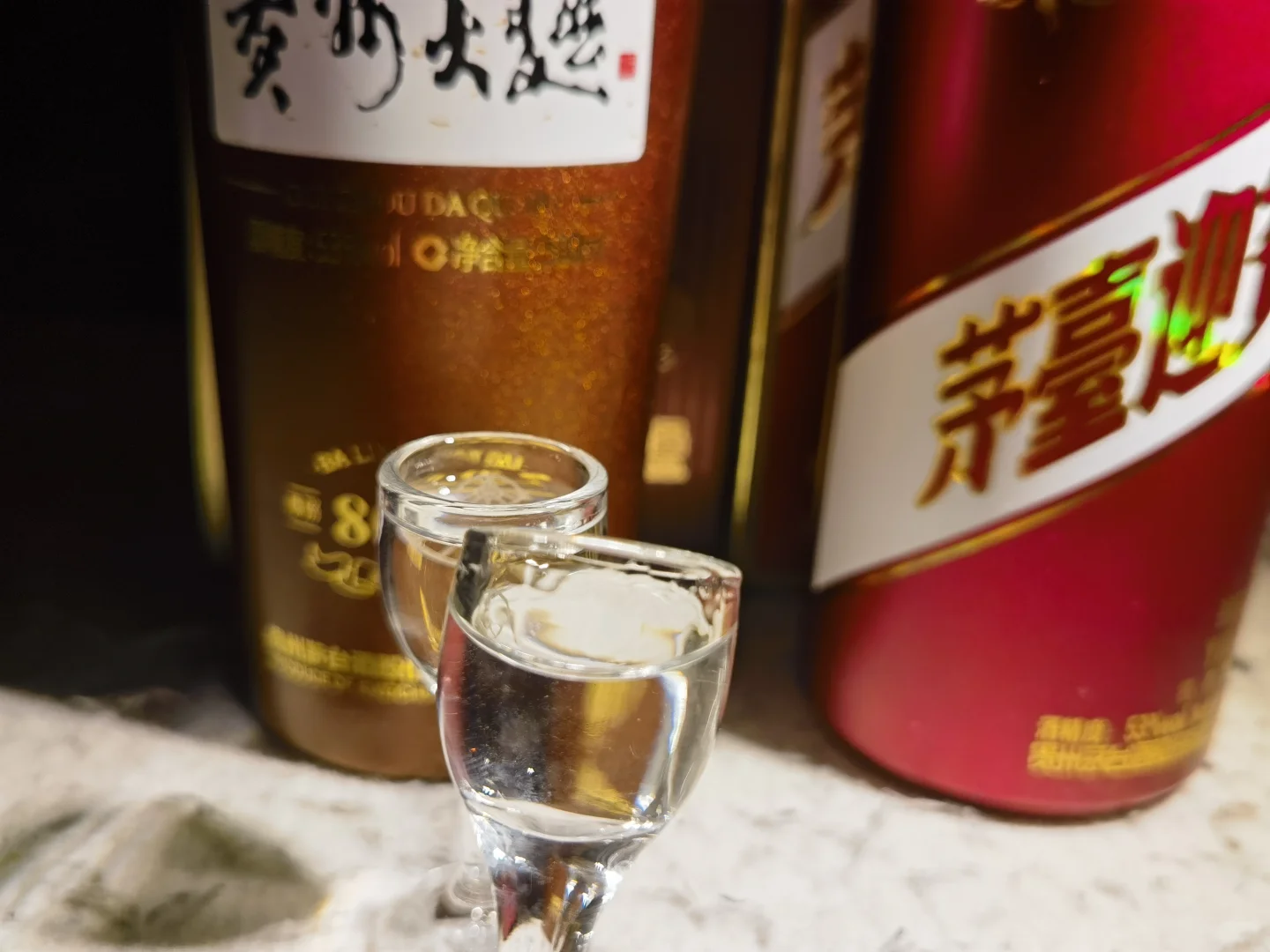 茅台·紫迎宾VS茅台·贵州大曲，怎么选？