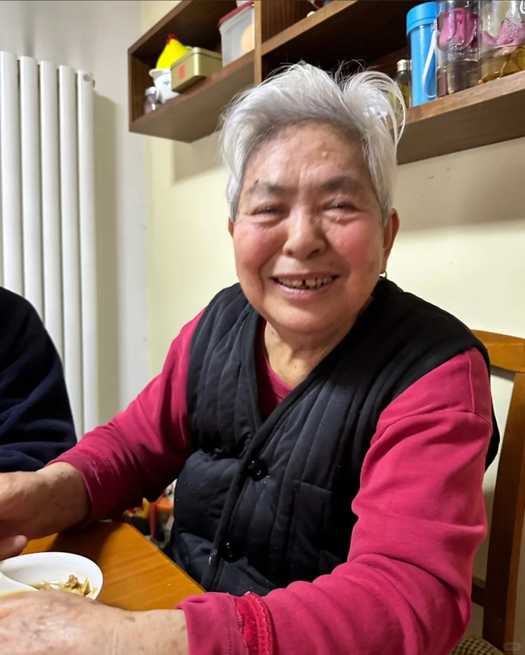 谁能想到！翻出奶奶的旧木盒，藏着爷爷为我