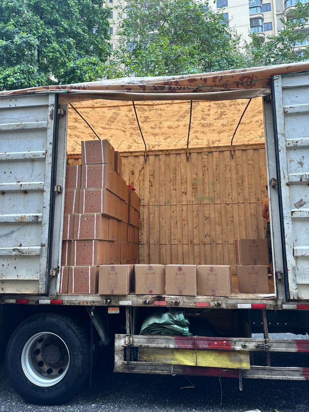 家人们谁懂啊！这货车给我卸麻了