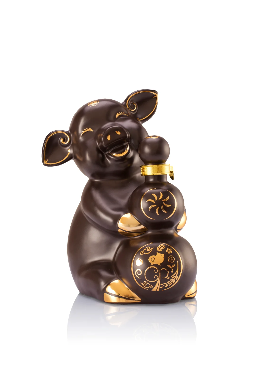 2021年设计的汾酒集团猪年生肖文化酒