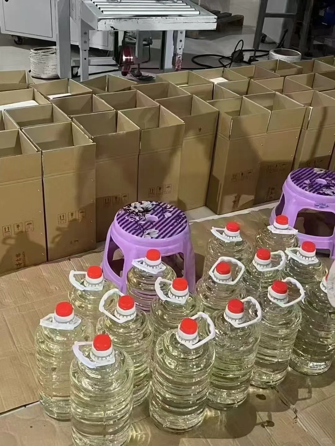 大量出售正宗粮食酒，高粱酒好喝不上头。