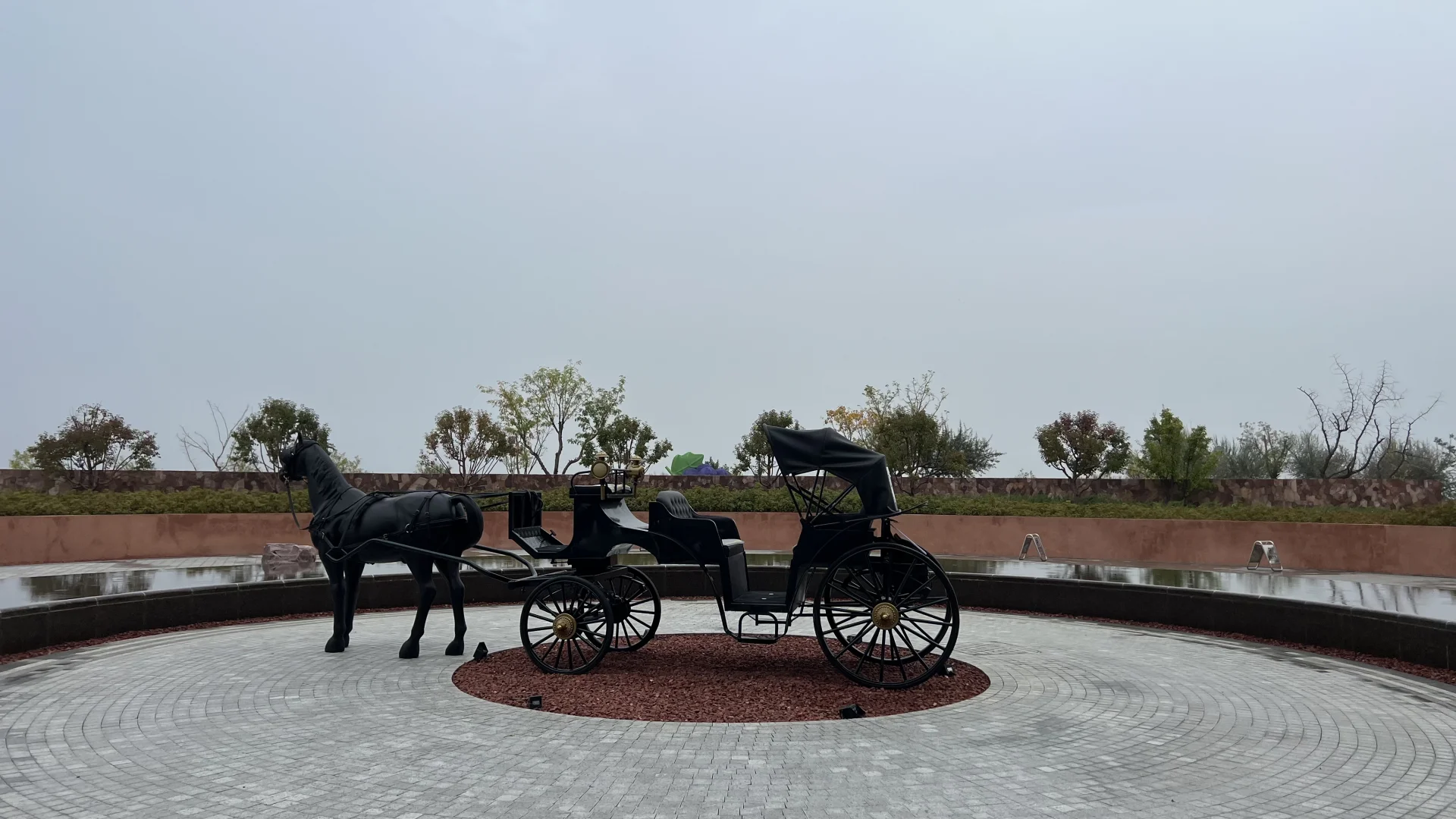 图兰朵葡萄酒小镇