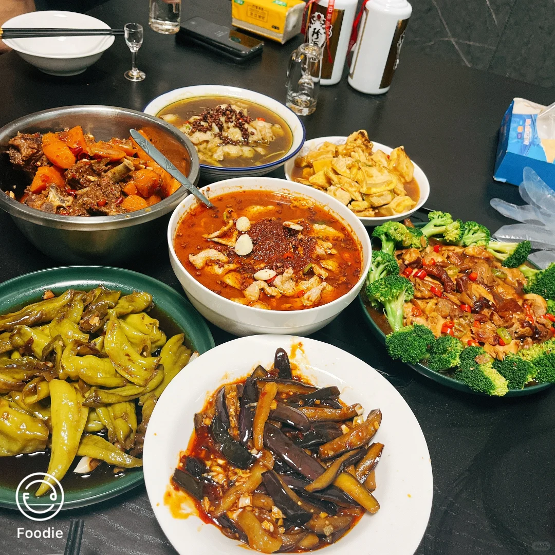 女酒鬼日常 整点白的